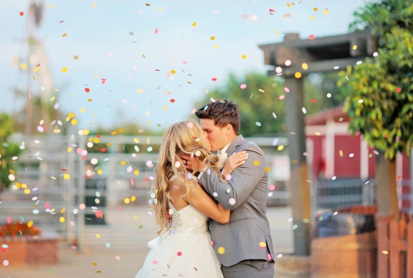 a-barn-made-beautiful-wedding