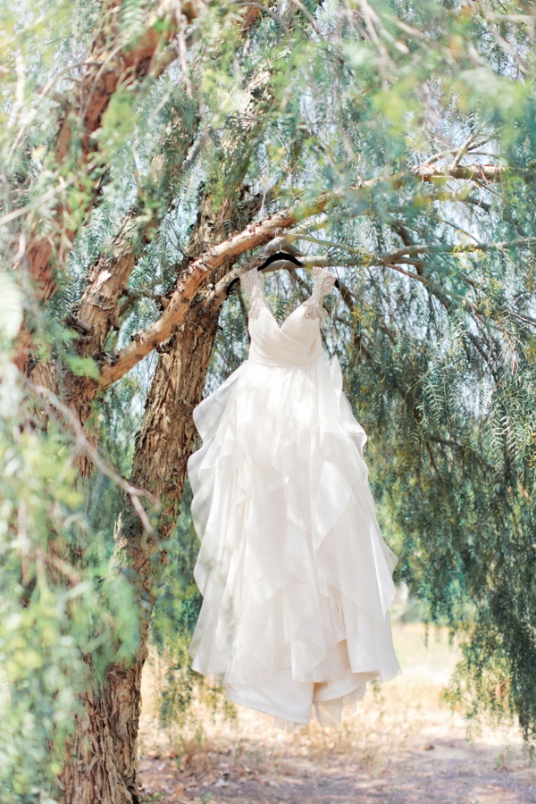 a-barn-made-beautiful-wedding