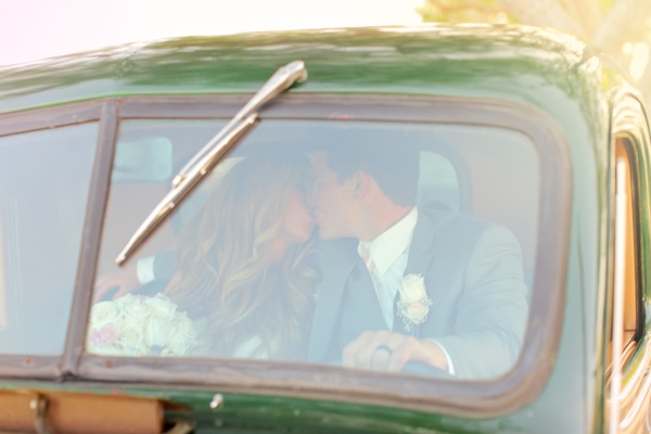 a-barn-made-beautiful-wedding