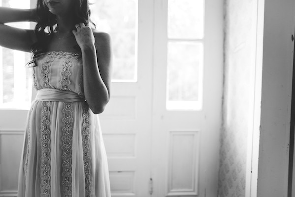 all-natural-barn-wedding-at-fallingwater
