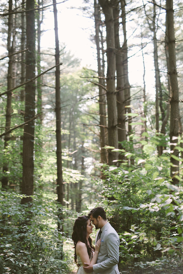 all-natural-barn-wedding-at-fallingwater