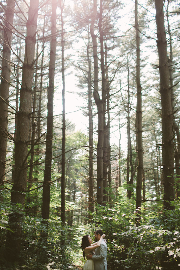 all-natural-barn-wedding-at-fallingwater