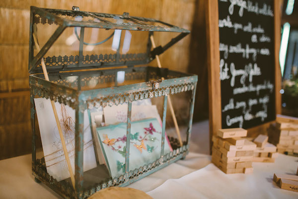 all-natural-barn-wedding-at-fallingwater