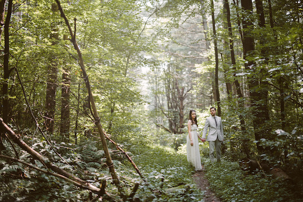 all-natural-barn-wedding-at-fallingwater