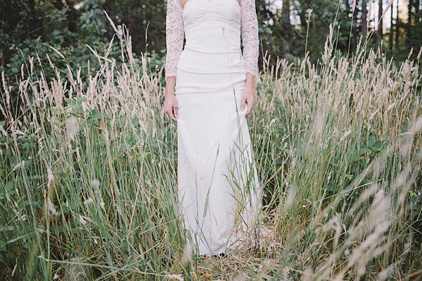 bold-and-earthy-woodland-wedding