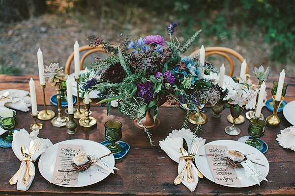 bold-and-earthy-woodland-wedding