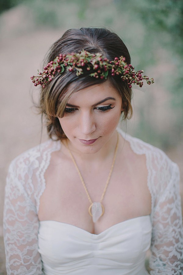bold-and-earthy-woodland-wedding