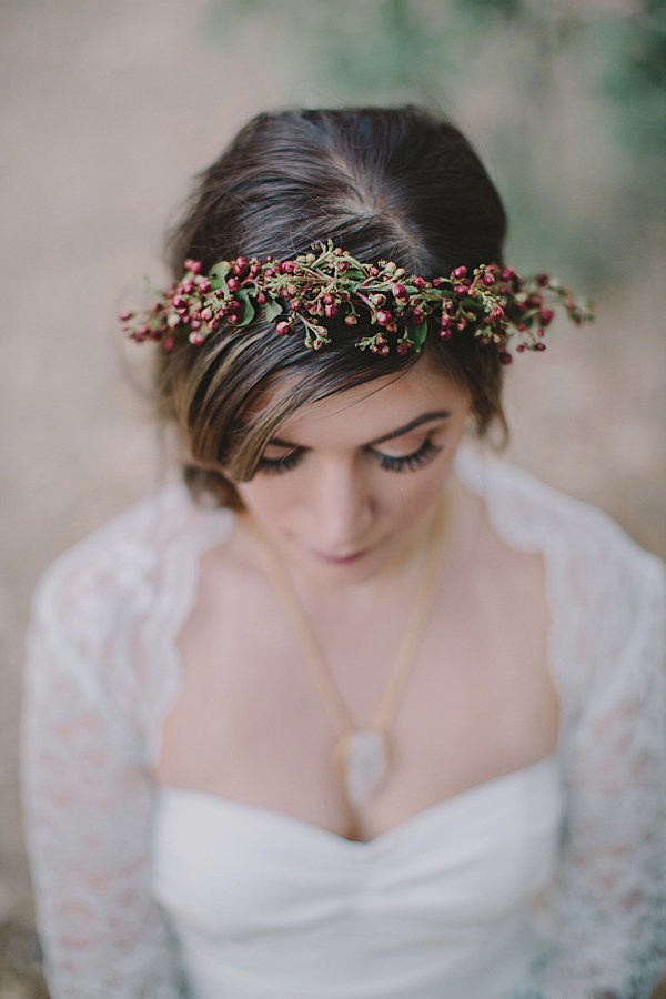 bold-and-earthy-woodland-wedding