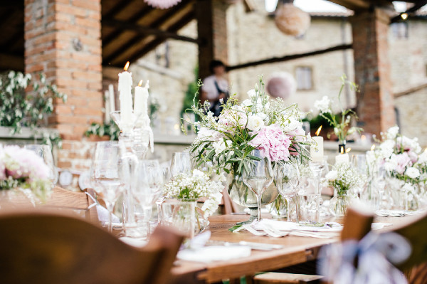 charming-garden-wedding-in-tuscany