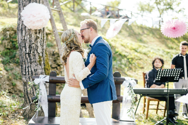 charming-garden-wedding-in-tuscany