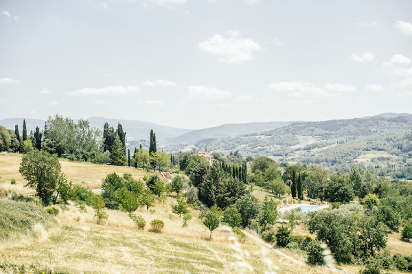 charming-garden-wedding-in-tuscany