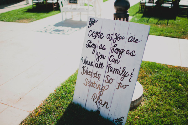 detailed-white-and-pink-reception