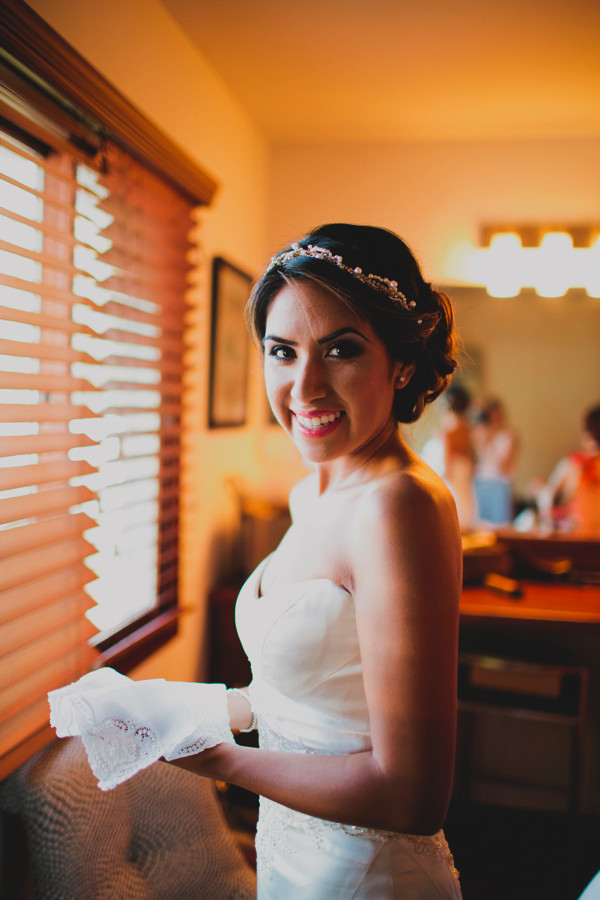 detailed-white-and-pink-reception