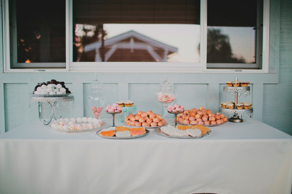 detailed-white-and-pink-reception