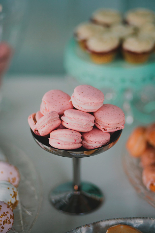 detailed-white-and-pink-reception