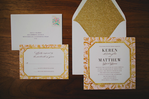 detailed-white-and-pink-reception