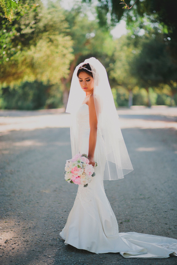 detailed-white-and-pink-reception