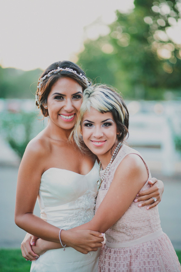 detailed-white-and-pink-reception