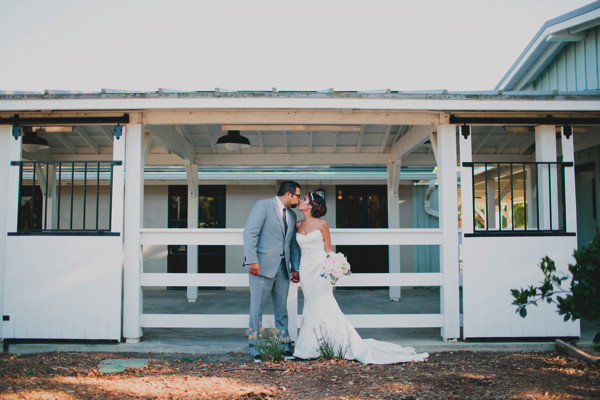 detailed-white-and-pink-reception