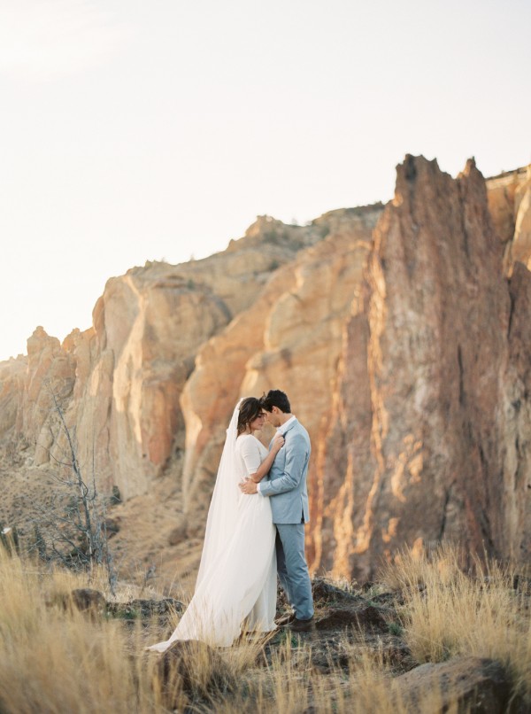 earth-elements-wind-inspired-wedding