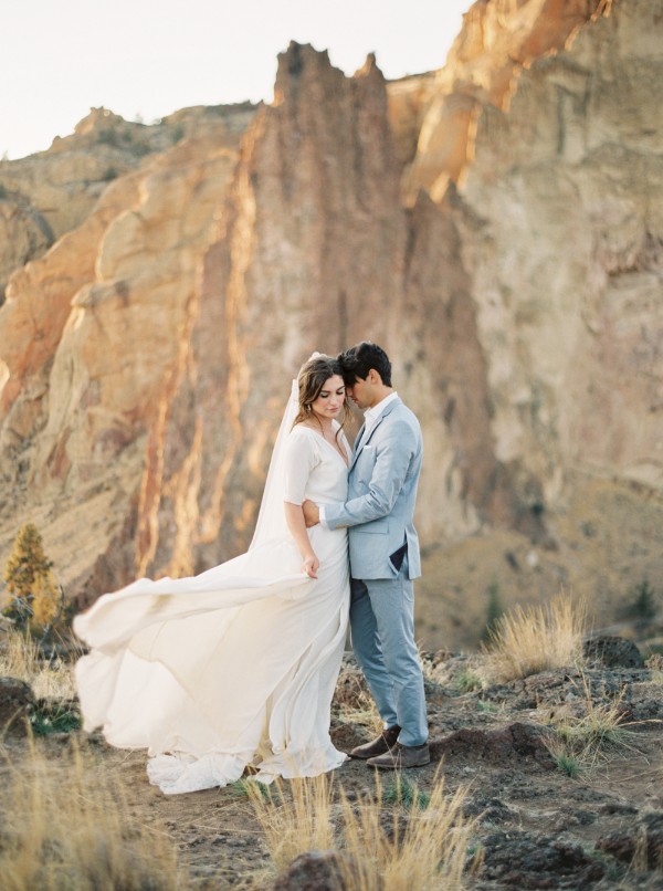 earth-elements-wind-inspired-wedding
