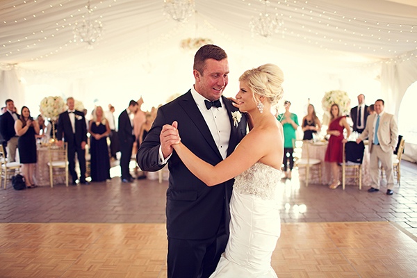 flawless-floral-wedding-at-the-viansa