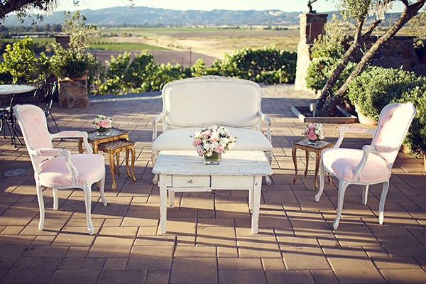 flawless-floral-wedding-at-the-viansa