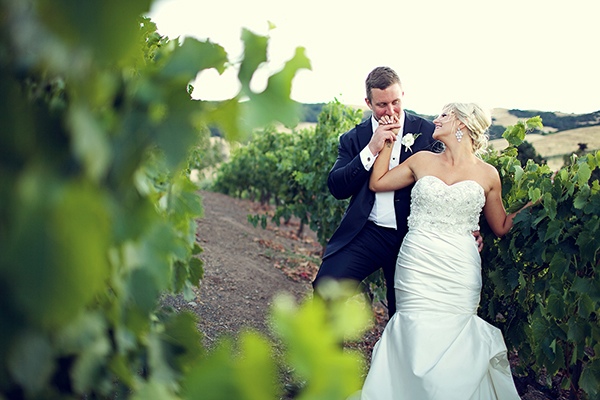 flawless-floral-wedding-at-the-viansa