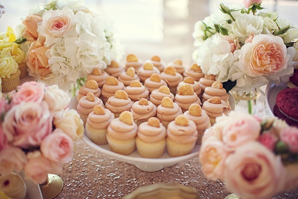 flawless-floral-wedding-at-the-viansa