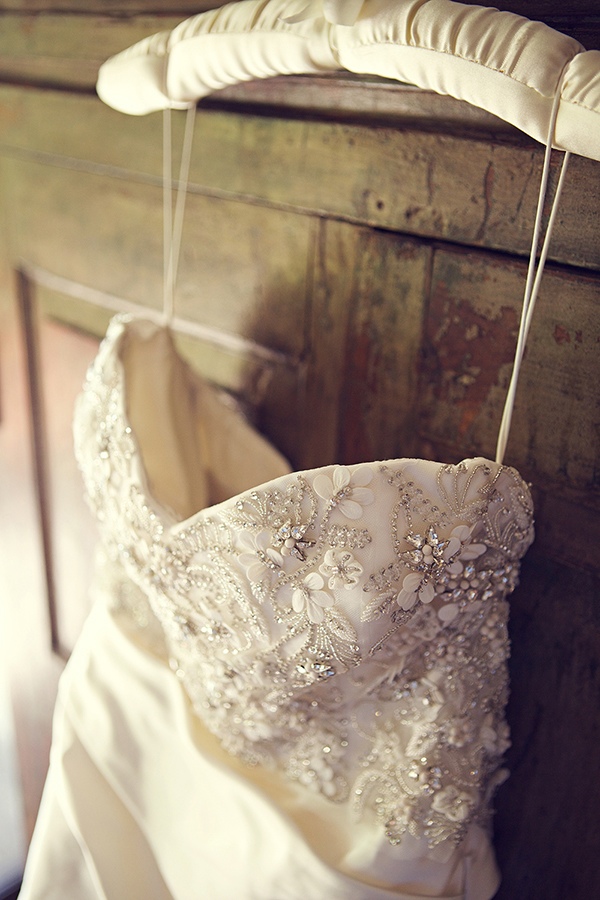 flawless-floral-wedding-at-the-viansa