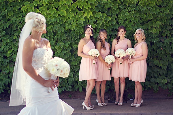 flawless-floral-wedding-at-the-viansa