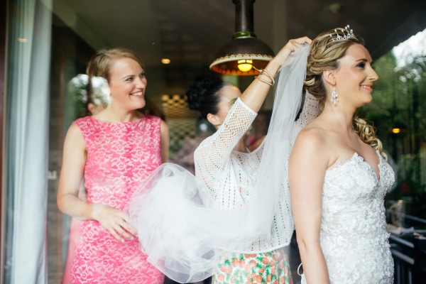 glamorous-thailand-wedding