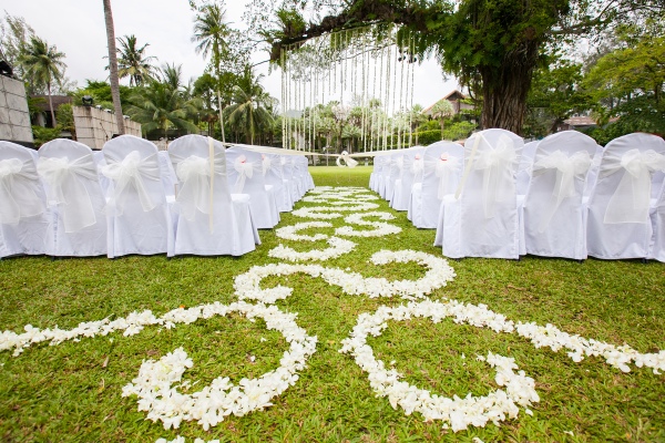 glamorous-thailand-wedding