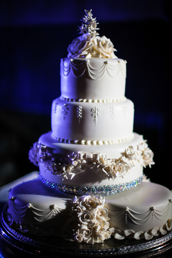 glam wedding cake