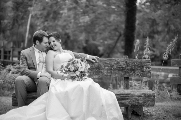 green-garden-party-wedding