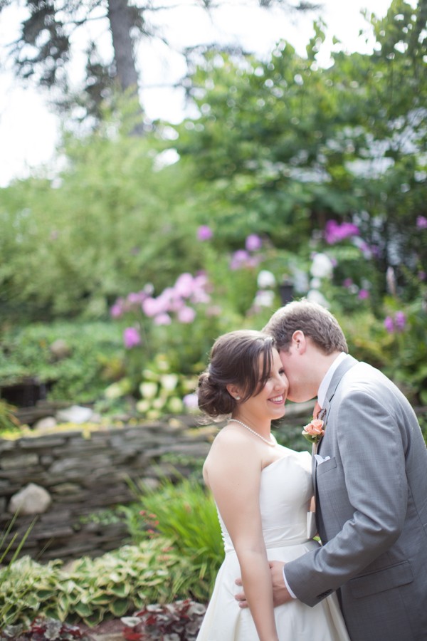 green-garden-party-wedding