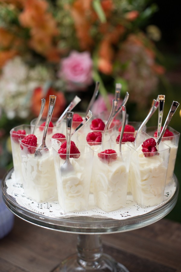 green-garden-party-wedding