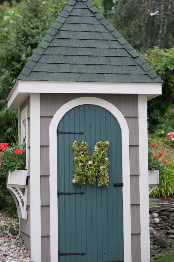 green-garden-party-wedding