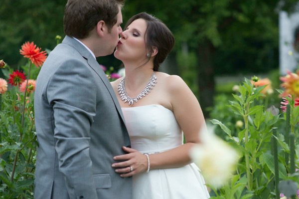 green-garden-party-wedding