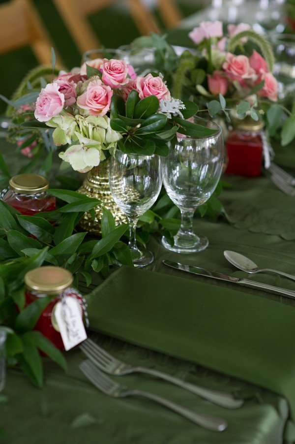 green-garden-party-wedding