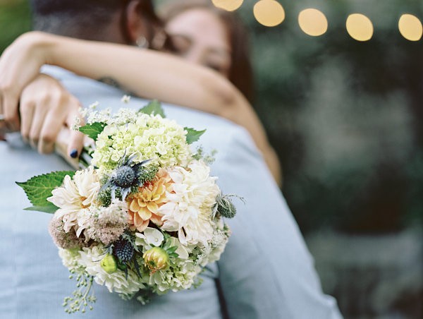 intimate-garden-wedding