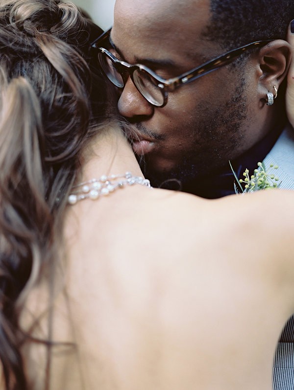 intimate-garden-wedding
