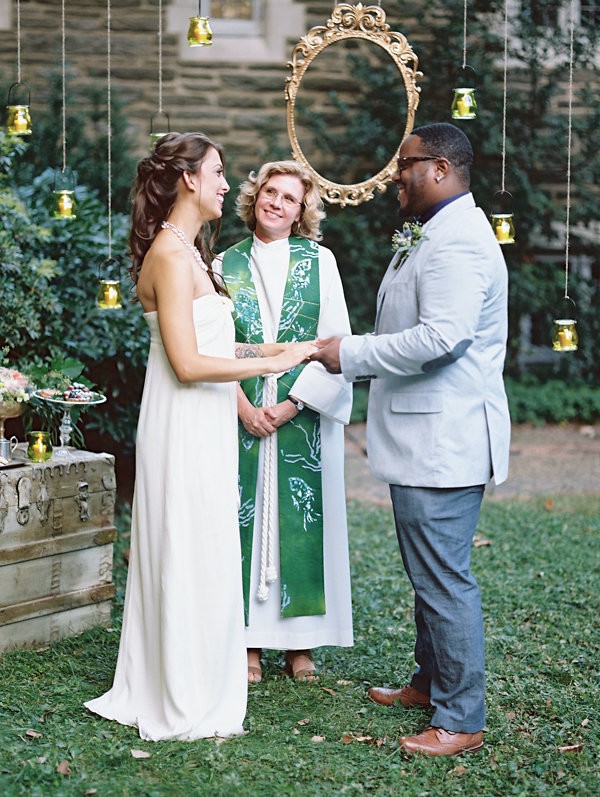 intimate-garden-wedding