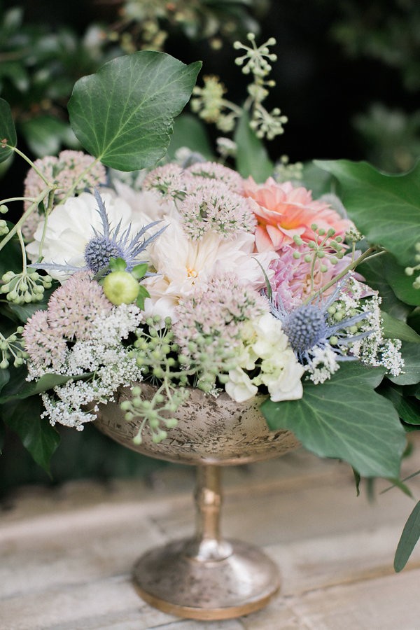 intimate-garden-wedding