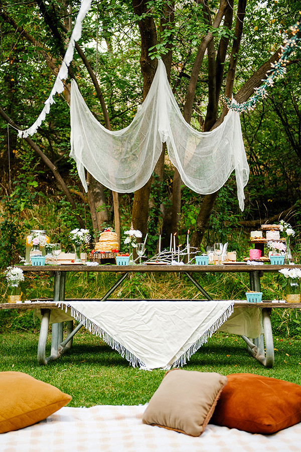 lovely-woodland-bridal-shower