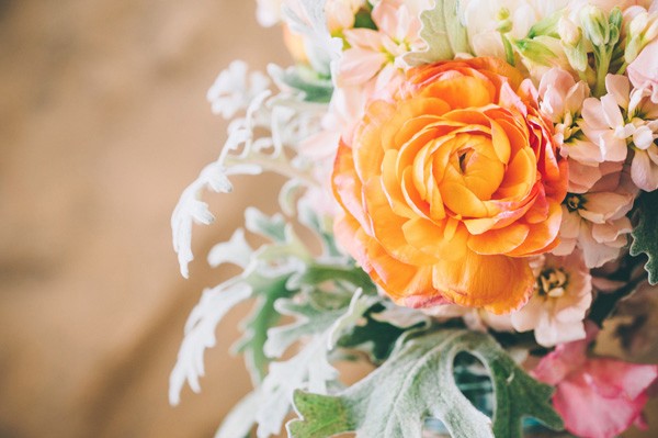 pink-and-grey-vineyard-wedding-under-15k