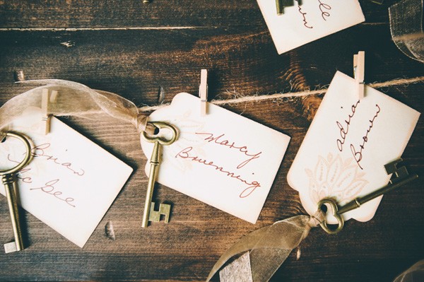pink-and-grey-vineyard-wedding-under-15k