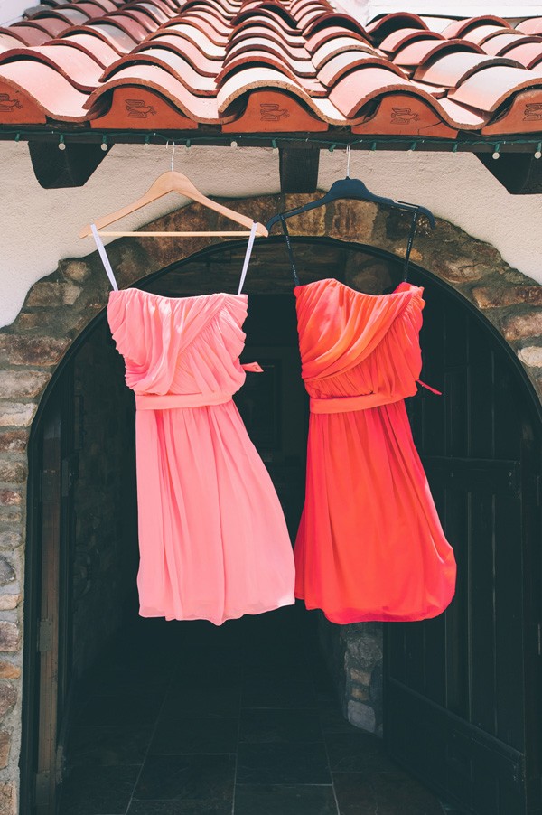 pink-and-grey-vineyard-wedding-under-15k