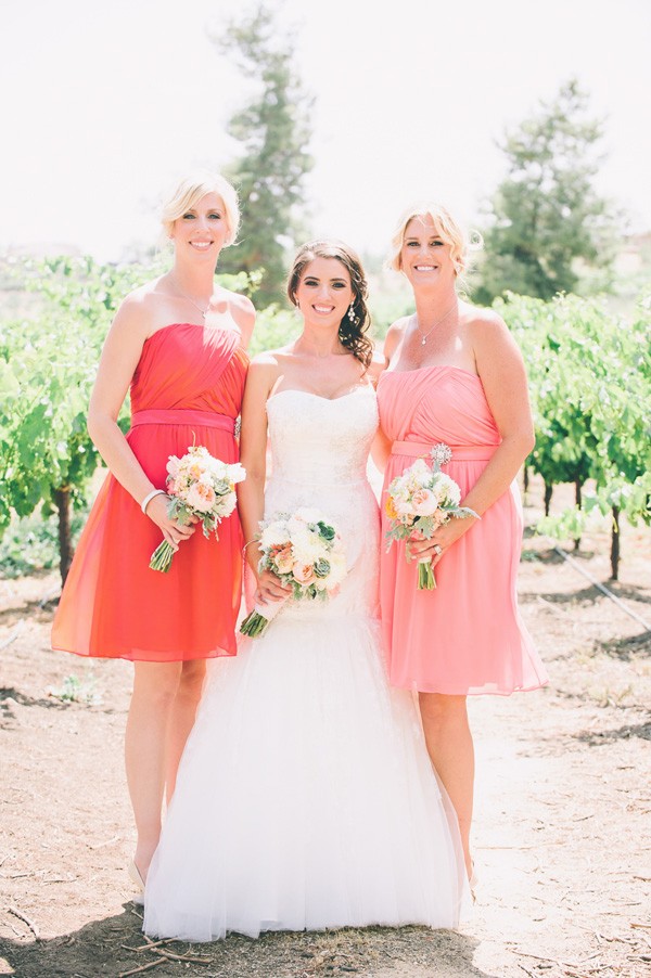 pink-and-grey-vineyard-wedding-under-15k
