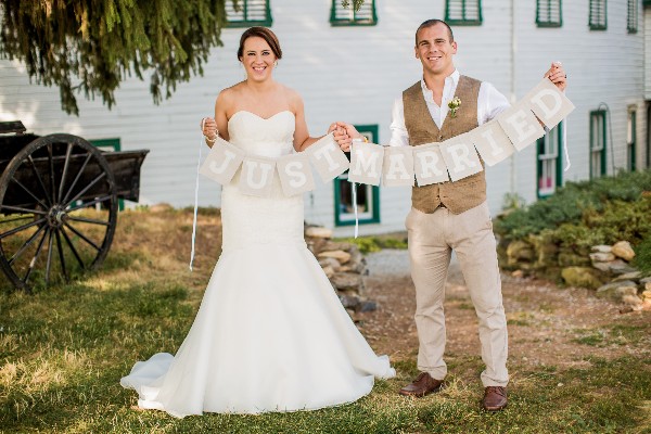 pink-and-peach-barn-wedding